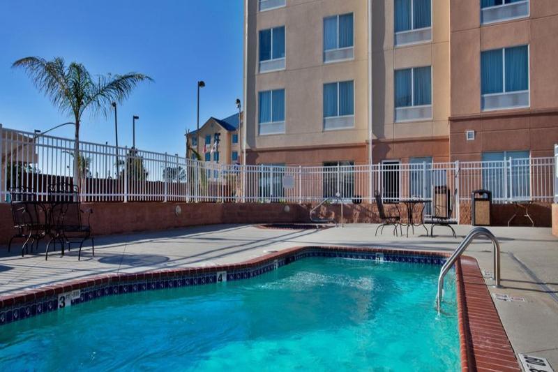 Holiday Inn Express New Orleans East By Ihg Buitenkant foto